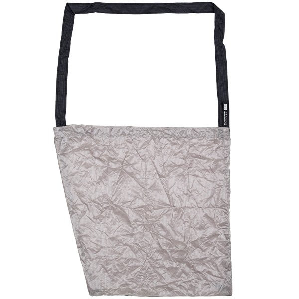 エバニュー Dhuta bag ALR ライトグレー EBYR801